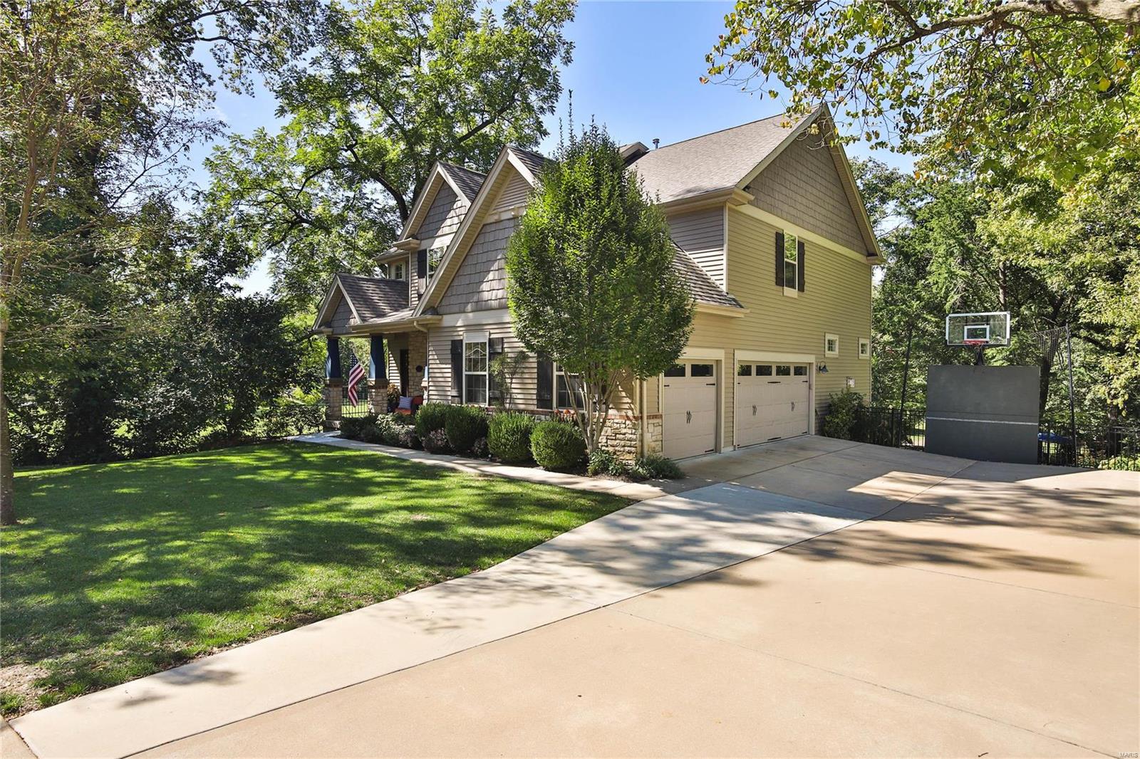 W Helfenstein Park - Residential