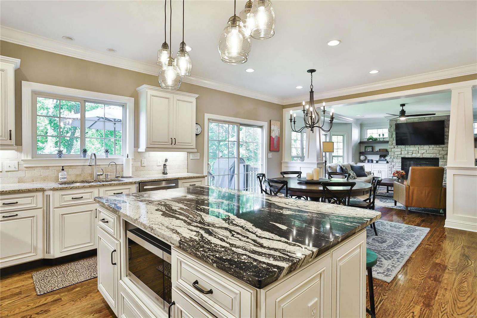 W Helfenstein Park - Residential