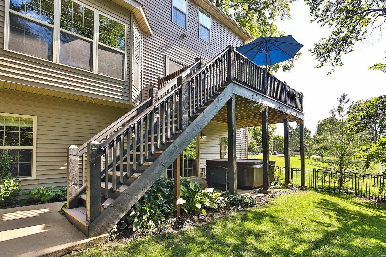 W Helfenstein Park - Residential