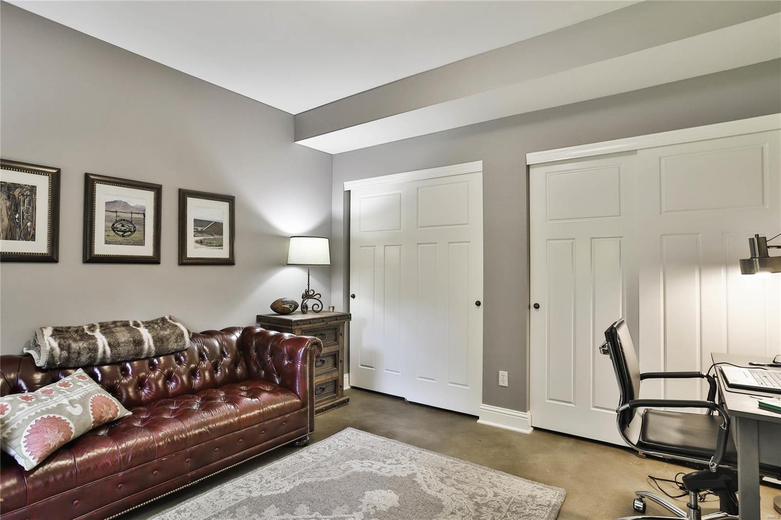 W Helfenstein Park - Residential