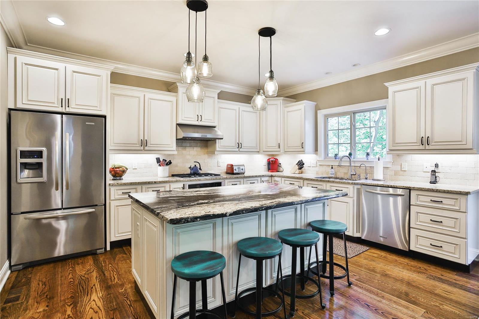 W Helfenstein Park - Residential