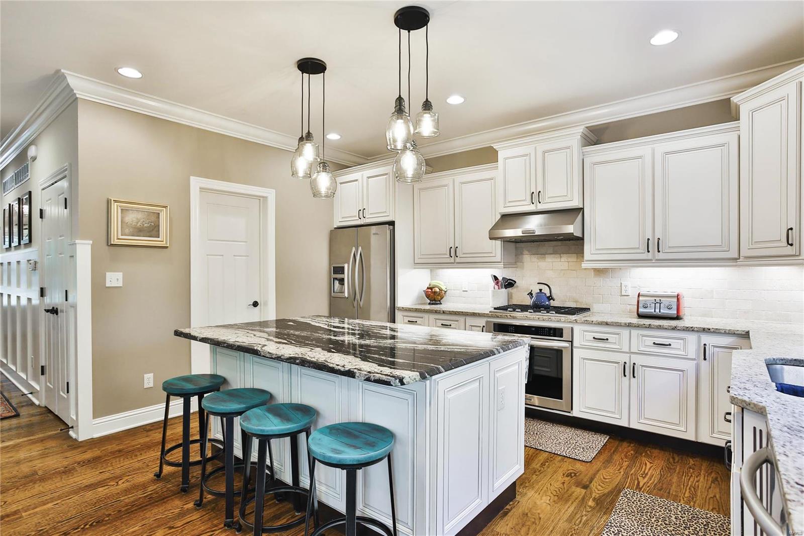 W Helfenstein Park - Residential