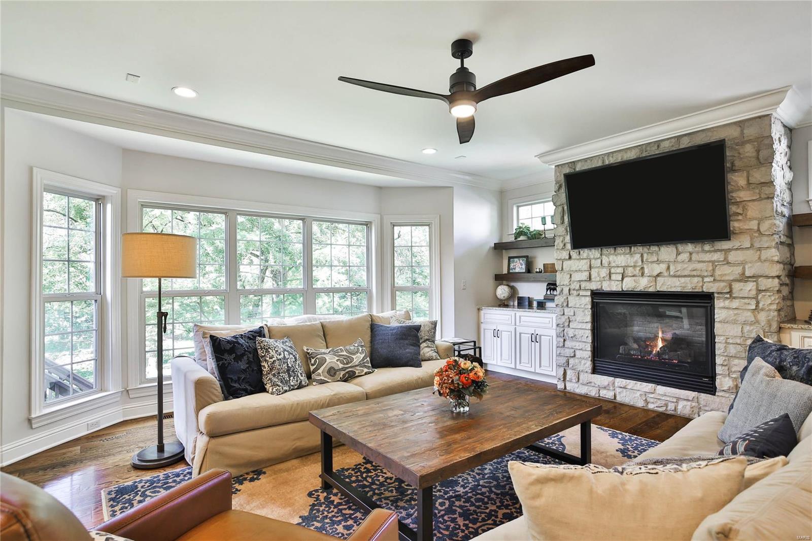 W Helfenstein Park - Residential