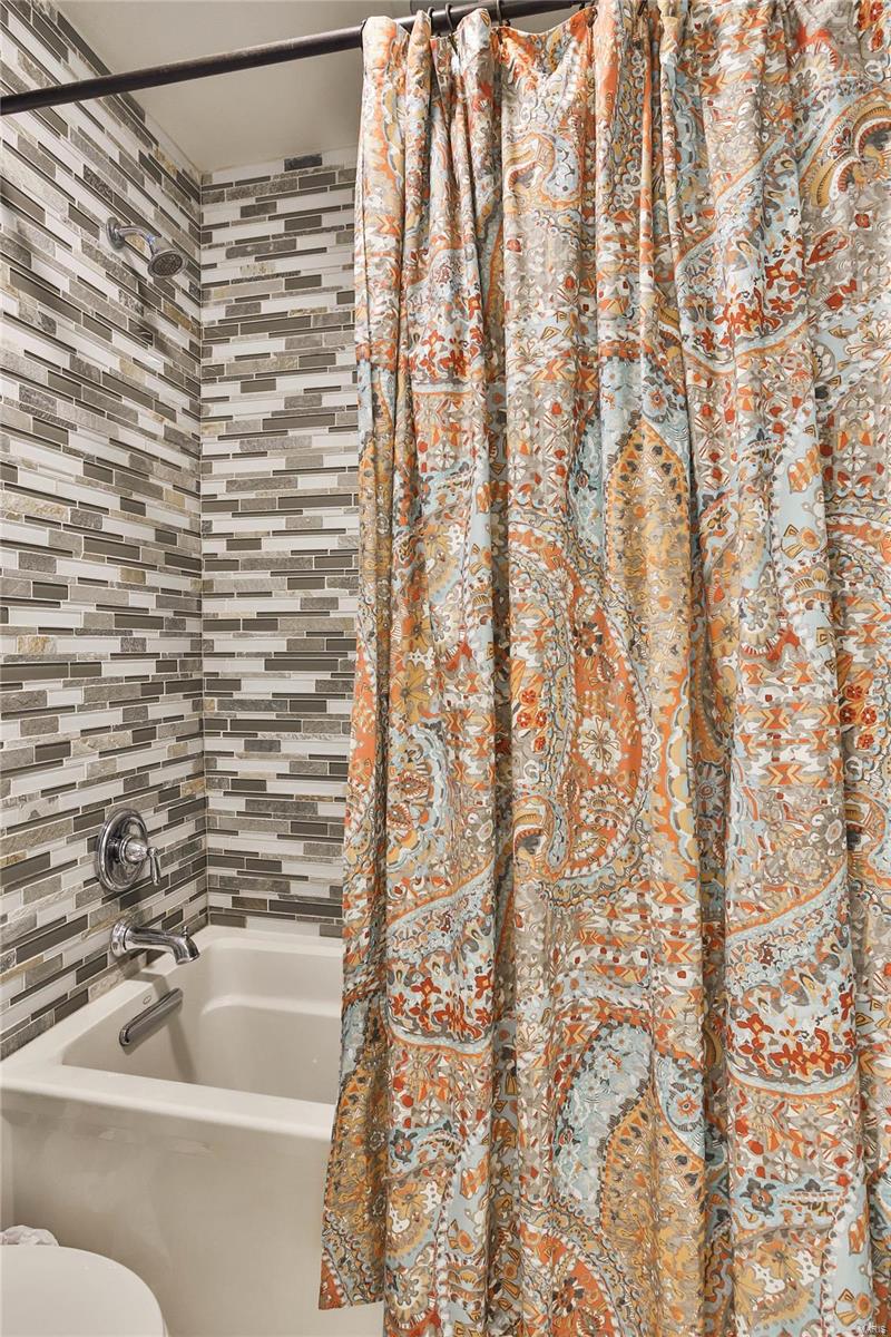 W Helfenstein Park - Residential