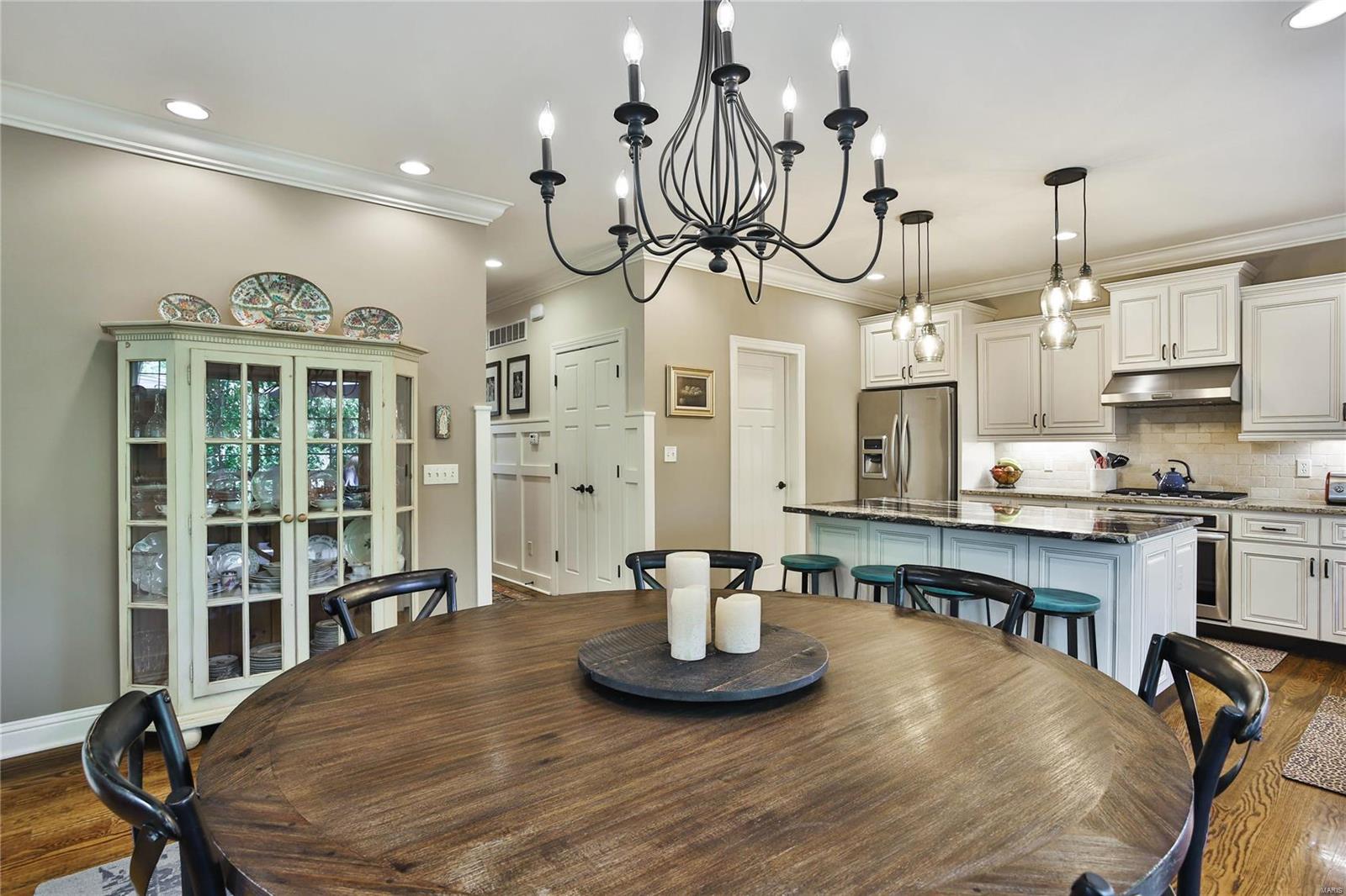 W Helfenstein Park - Residential