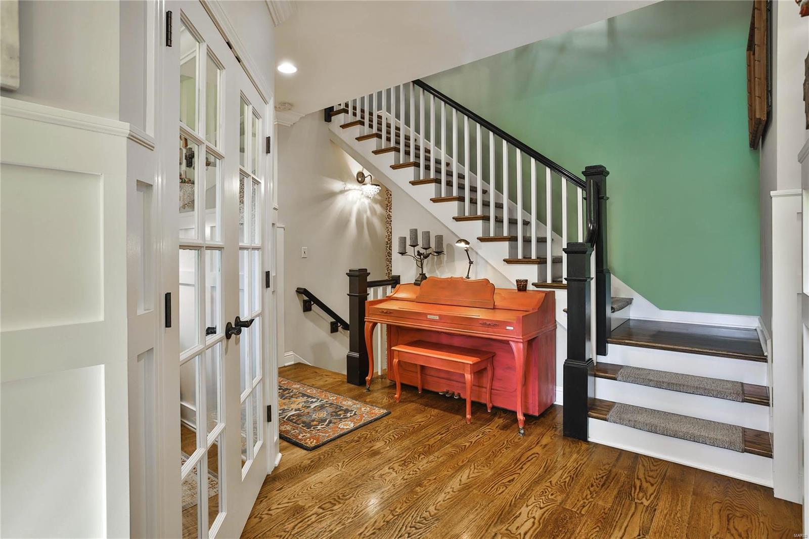 W Helfenstein Park - Residential