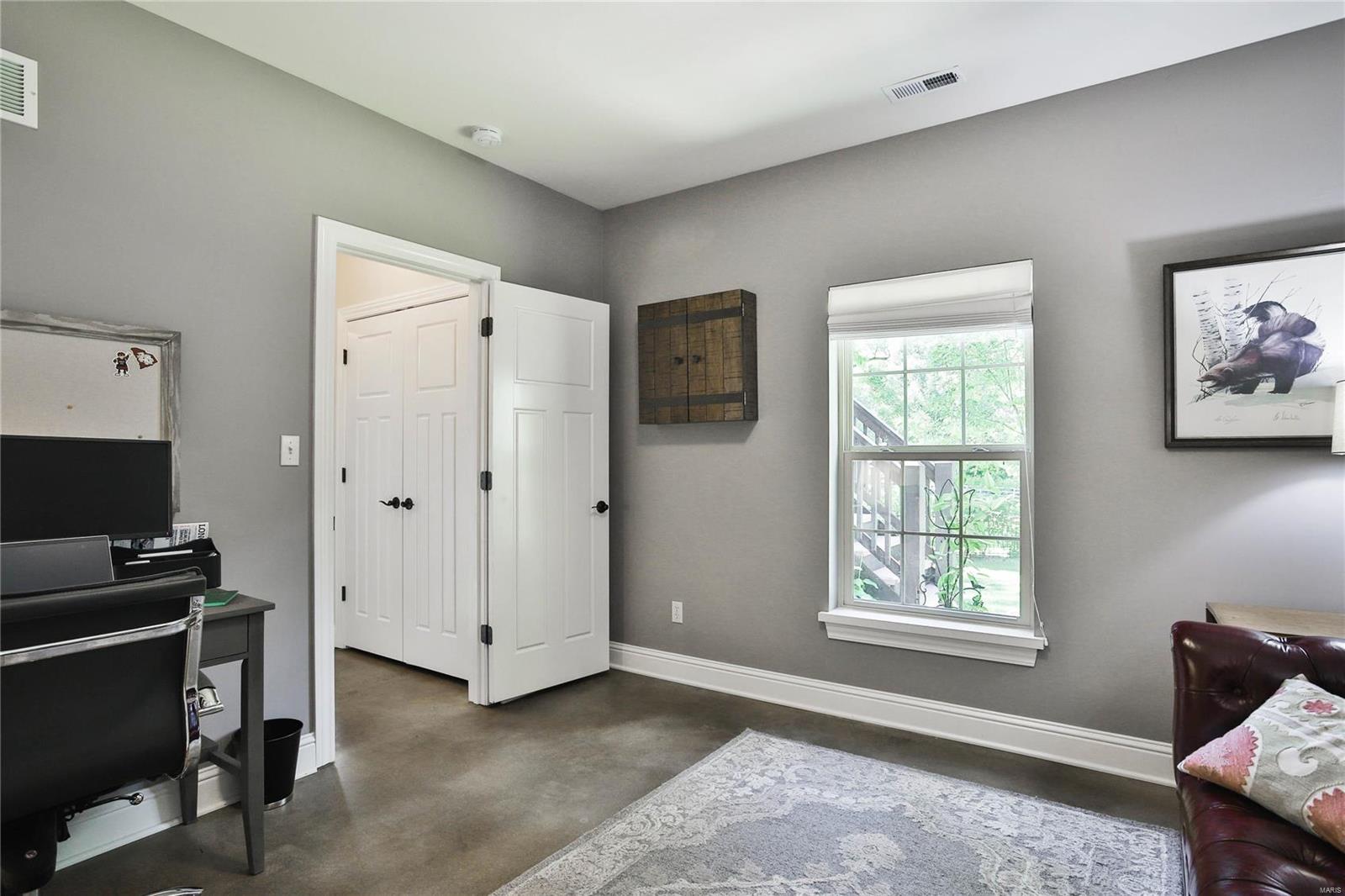 W Helfenstein Park - Residential