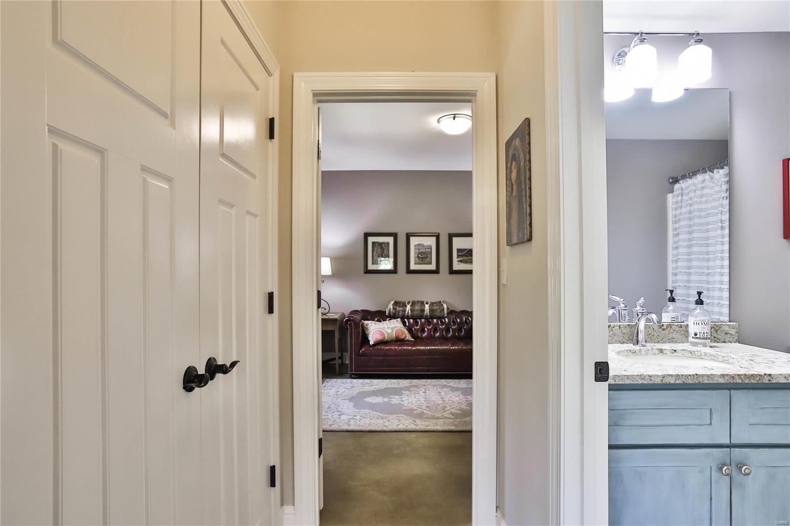 W Helfenstein Park - Residential