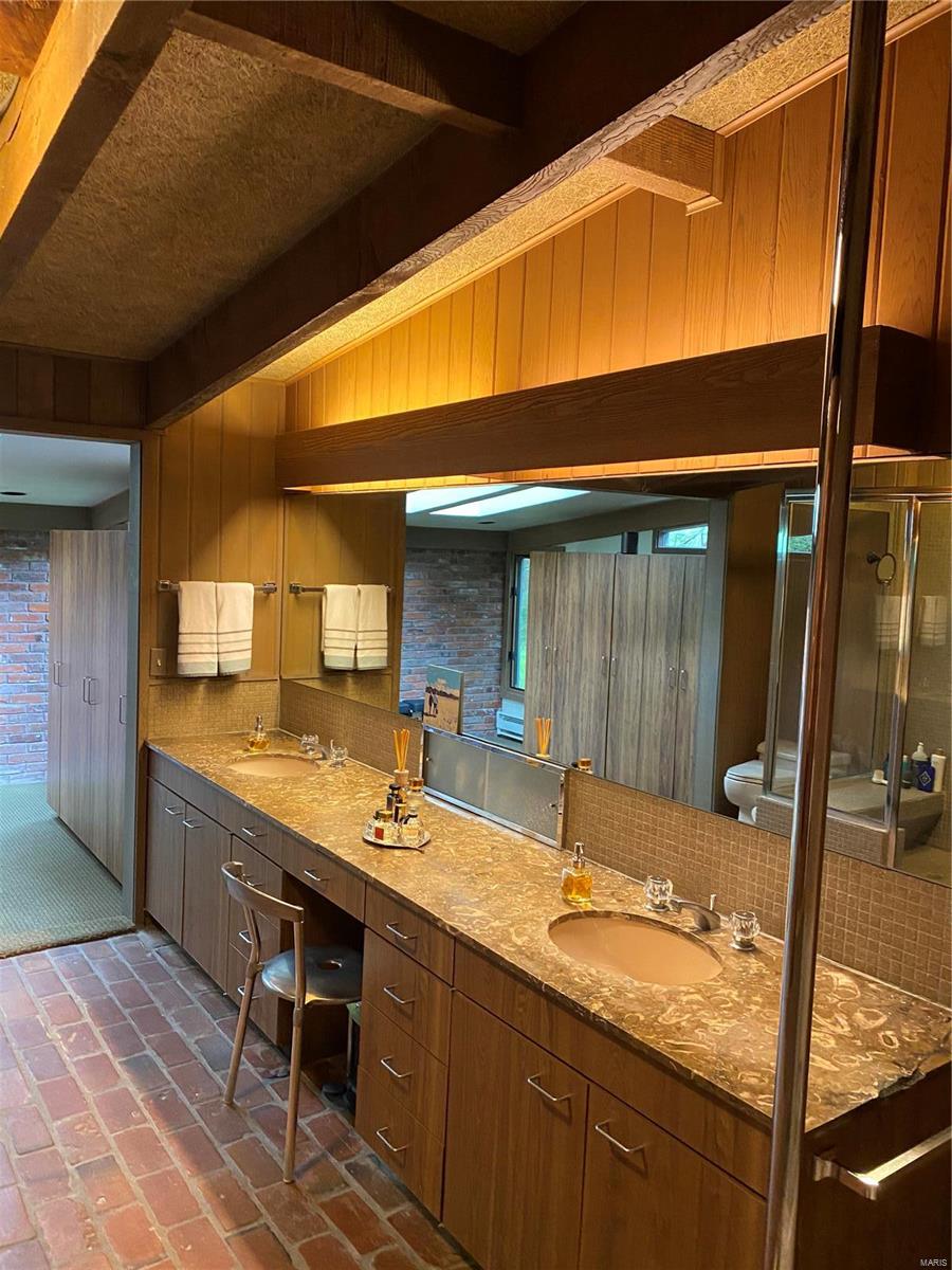 Subdivision Of Tr Of Land - Residential