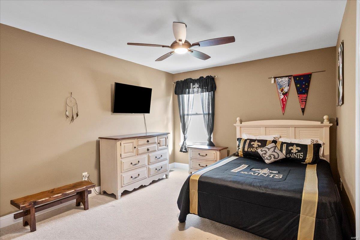 Wildwood, Missouri 63025, United States, 5 Bedrooms Bedrooms, ,5 BathroomsBathrooms,Residential,Pending,105617