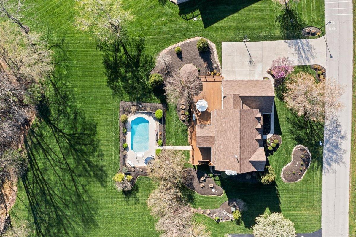 Wildwood, Missouri 63025, United States, 5 Bedrooms Bedrooms, ,5 BathroomsBathrooms,Residential,Pending,105617