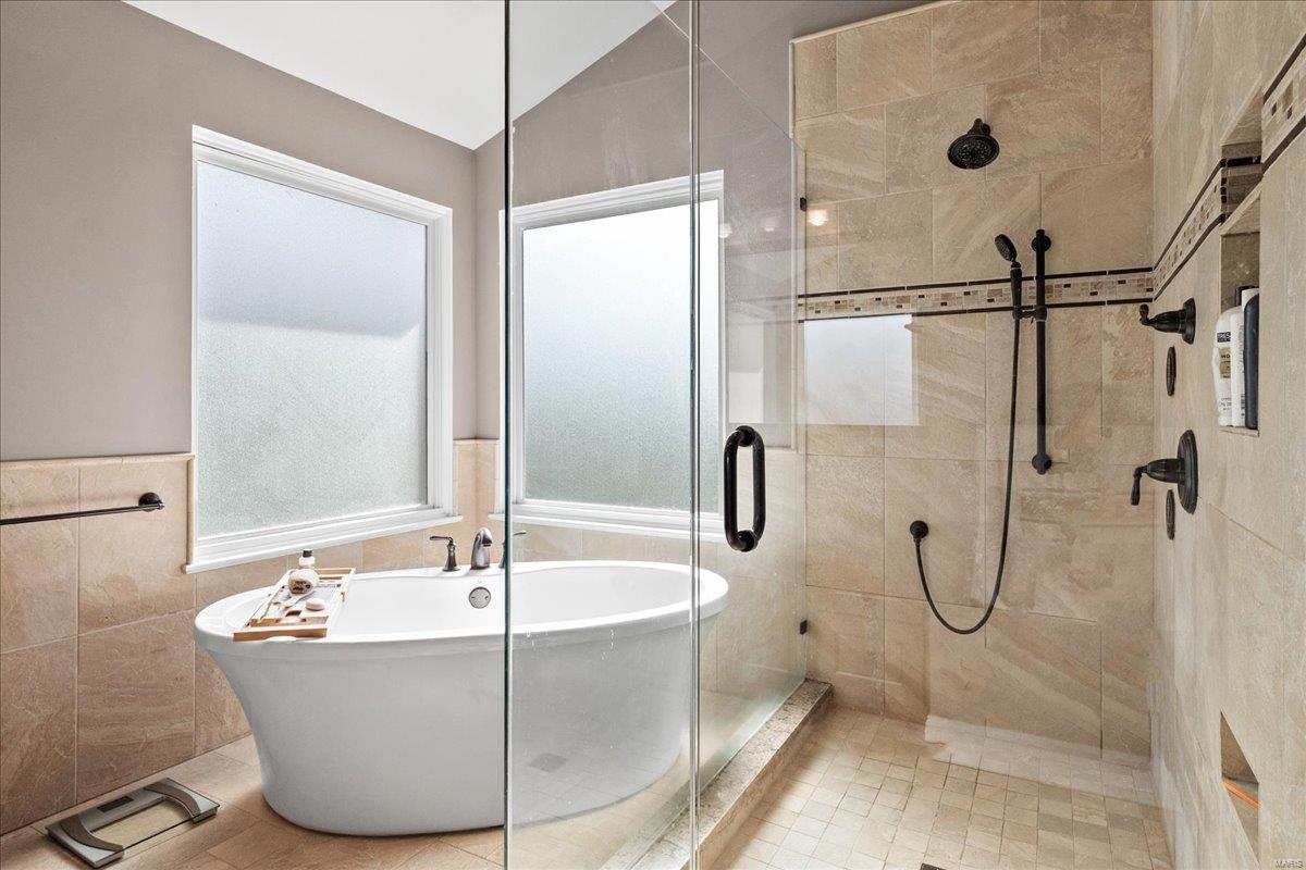 Wildwood, Missouri 63025, United States, 5 Bedrooms Bedrooms, ,5 BathroomsBathrooms,Residential,Pending,105617