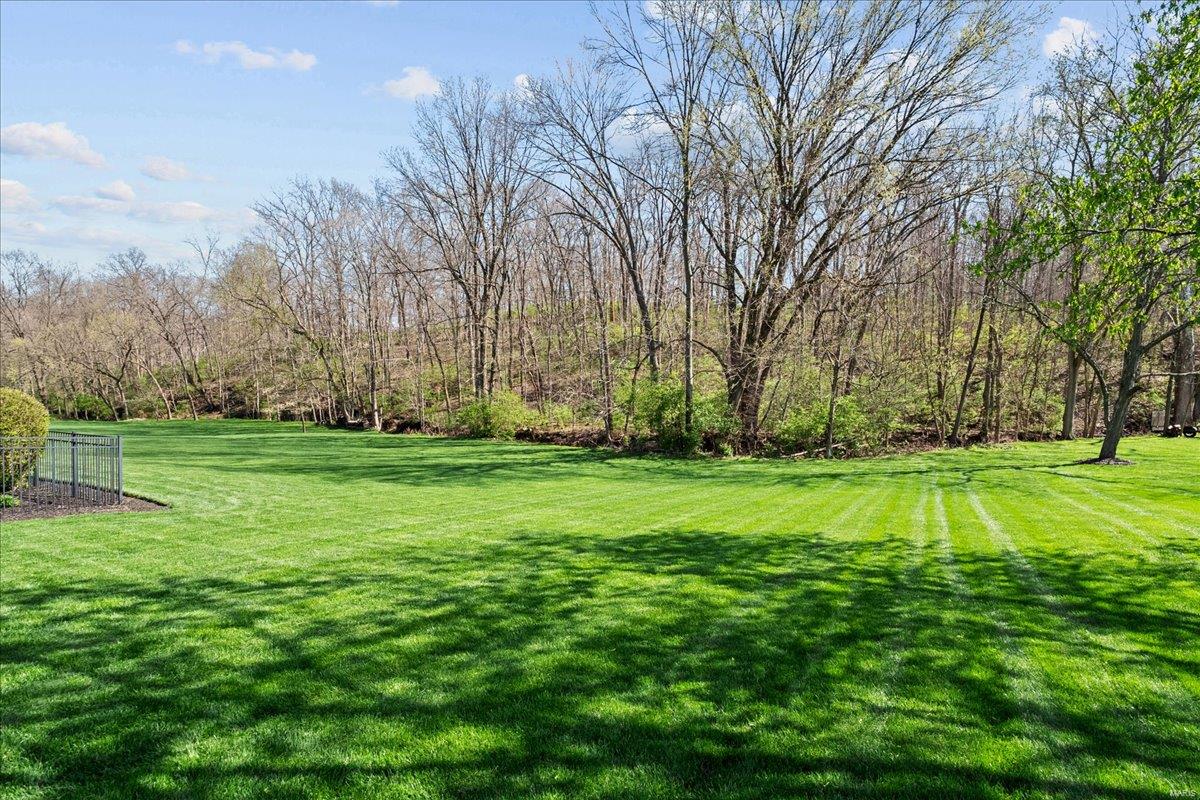 Wildwood, Missouri 63025, United States, 5 Bedrooms Bedrooms, ,5 BathroomsBathrooms,Residential,Pending,105617