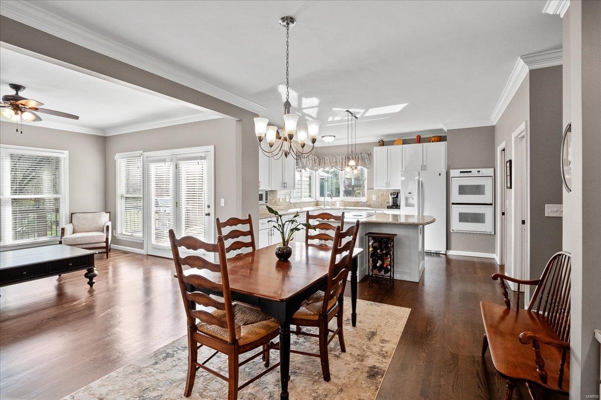 Wildwood, Missouri 63025, United States, 5 Bedrooms Bedrooms, ,5 BathroomsBathrooms,Residential,Pending,105617