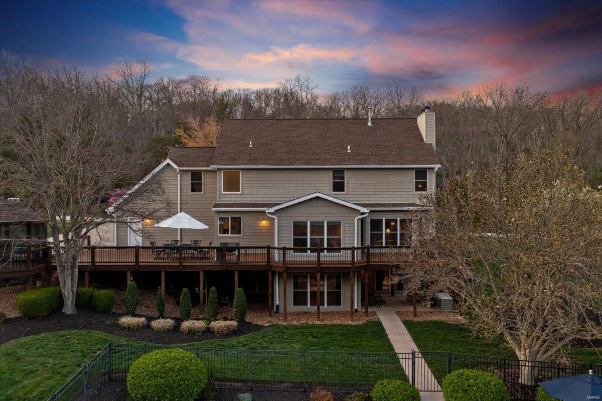 Wildwood, Missouri 63025, United States, 5 Bedrooms Bedrooms, ,5 BathroomsBathrooms,Residential,Pending,105617