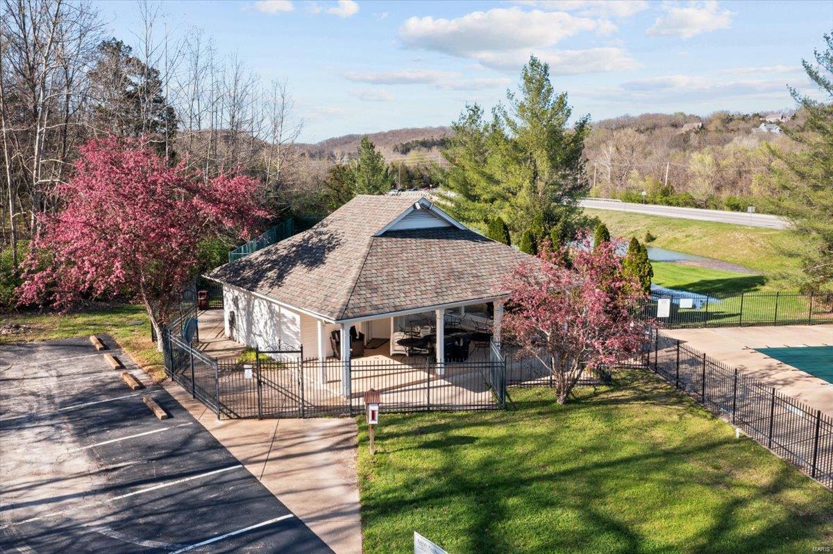 Wildwood, Missouri 63025, United States, 5 Bedrooms Bedrooms, ,5 BathroomsBathrooms,Residential,Pending,105617