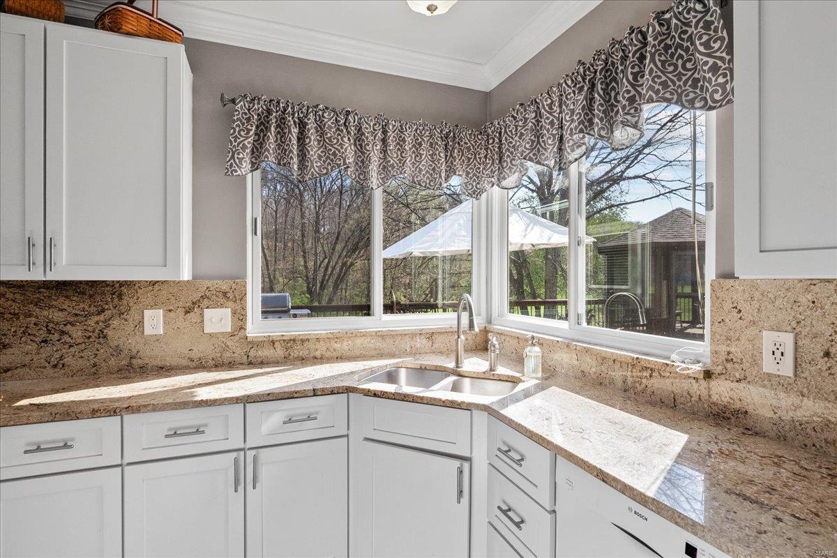 Wildwood, Missouri 63025, United States, 5 Bedrooms Bedrooms, ,5 BathroomsBathrooms,Residential,Pending,105617