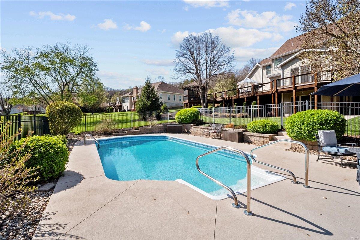 Wildwood, Missouri 63025, United States, 5 Bedrooms Bedrooms, ,5 BathroomsBathrooms,Residential,Pending,105617