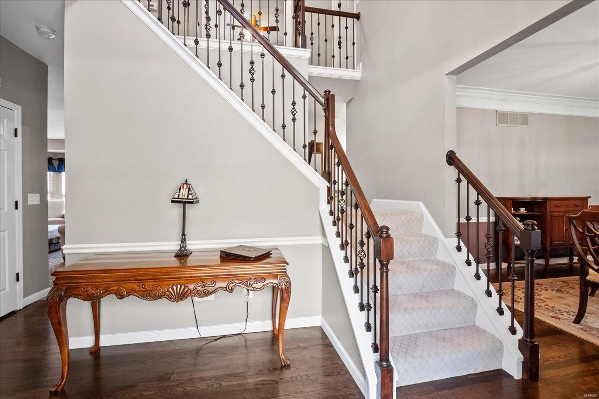 Wildwood, Missouri 63025, United States, 5 Bedrooms Bedrooms, ,5 BathroomsBathrooms,Residential,Pending,105617