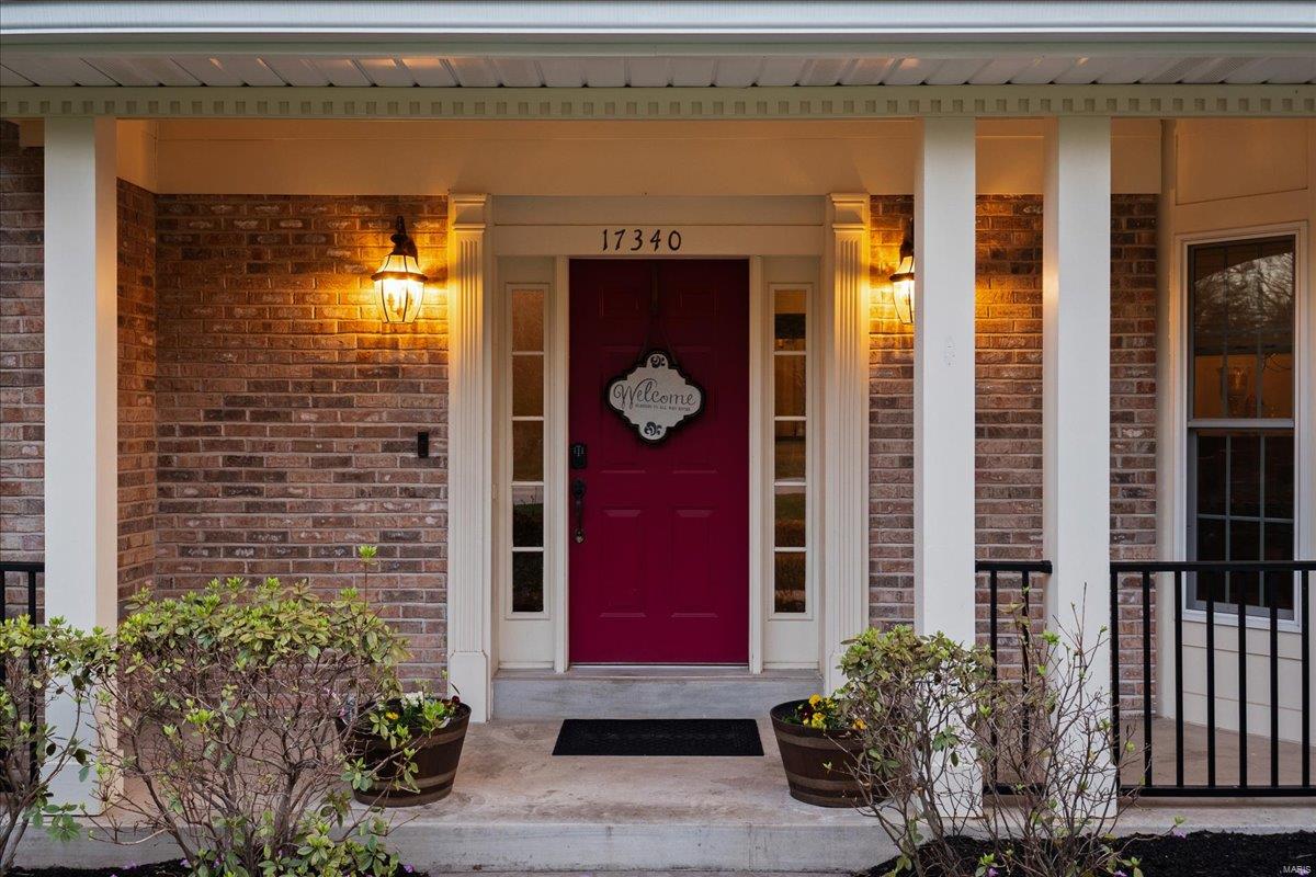 Wildwood, Missouri 63025, United States, 5 Bedrooms Bedrooms, ,5 BathroomsBathrooms,Residential,Pending,105617