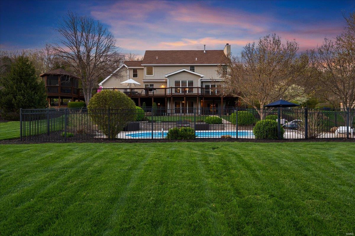 Wildwood, Missouri 63025, United States, 5 Bedrooms Bedrooms, ,5 BathroomsBathrooms,Residential,Pending,105617