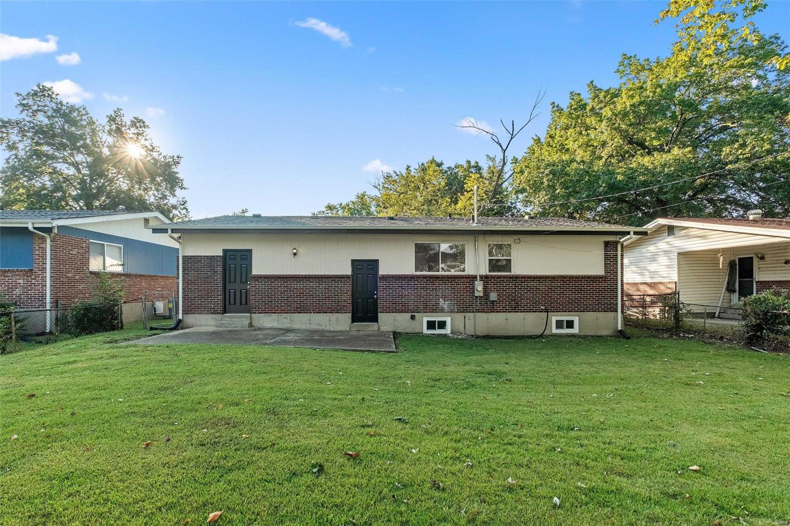 Hathaway Manor 15 - Residential
