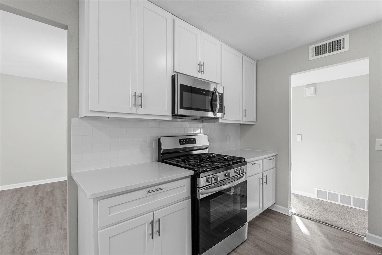 Hathaway Manor 15 - Residential