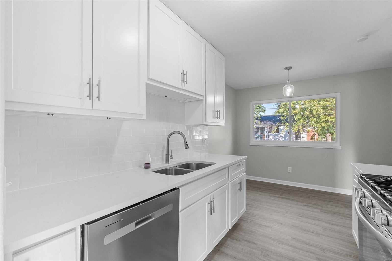 Hathaway Manor 15 - Residential