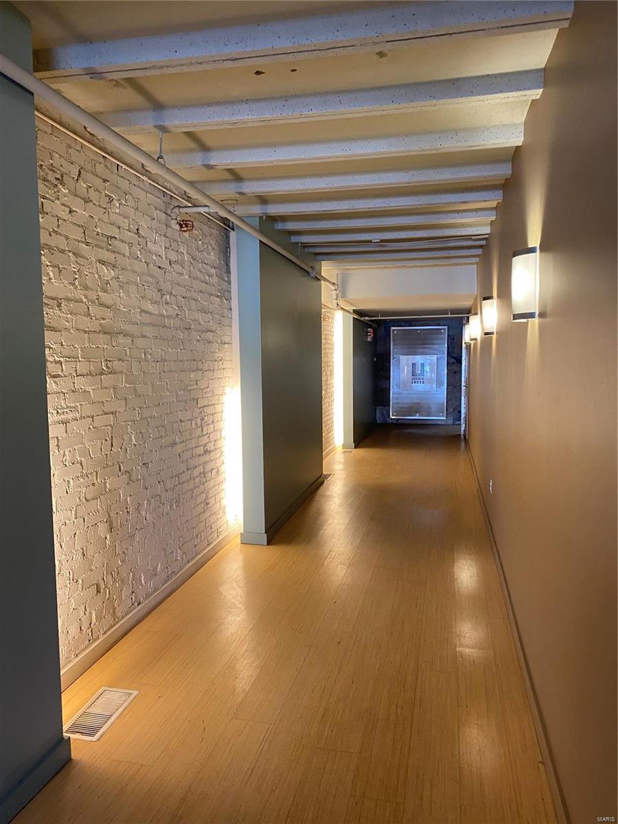 City/St Louis - Commercial Sale