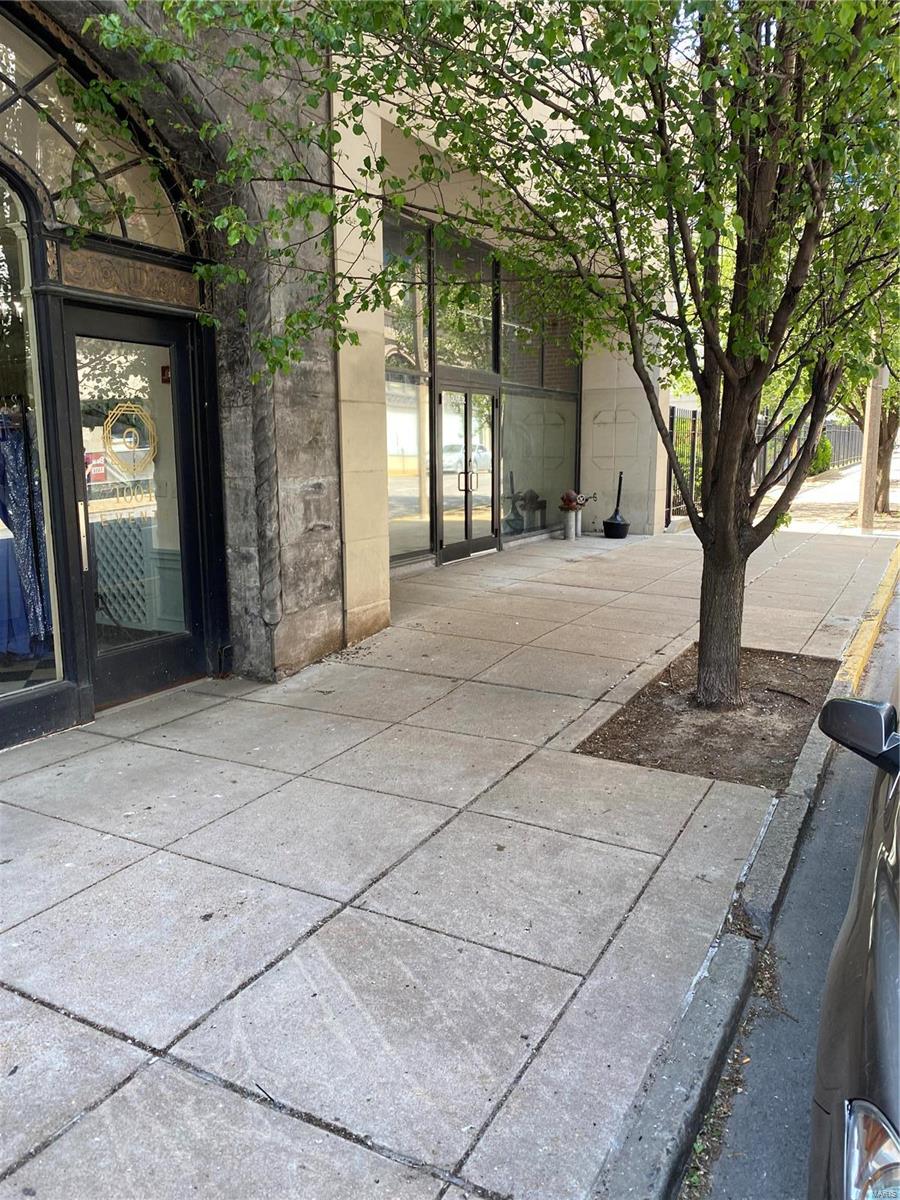 City/St Louis - Commercial Sale