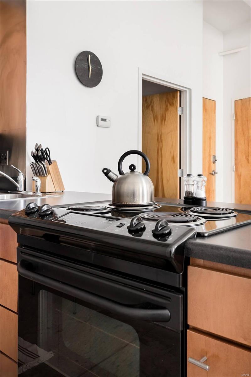 City/St Louis - Commercial Sale