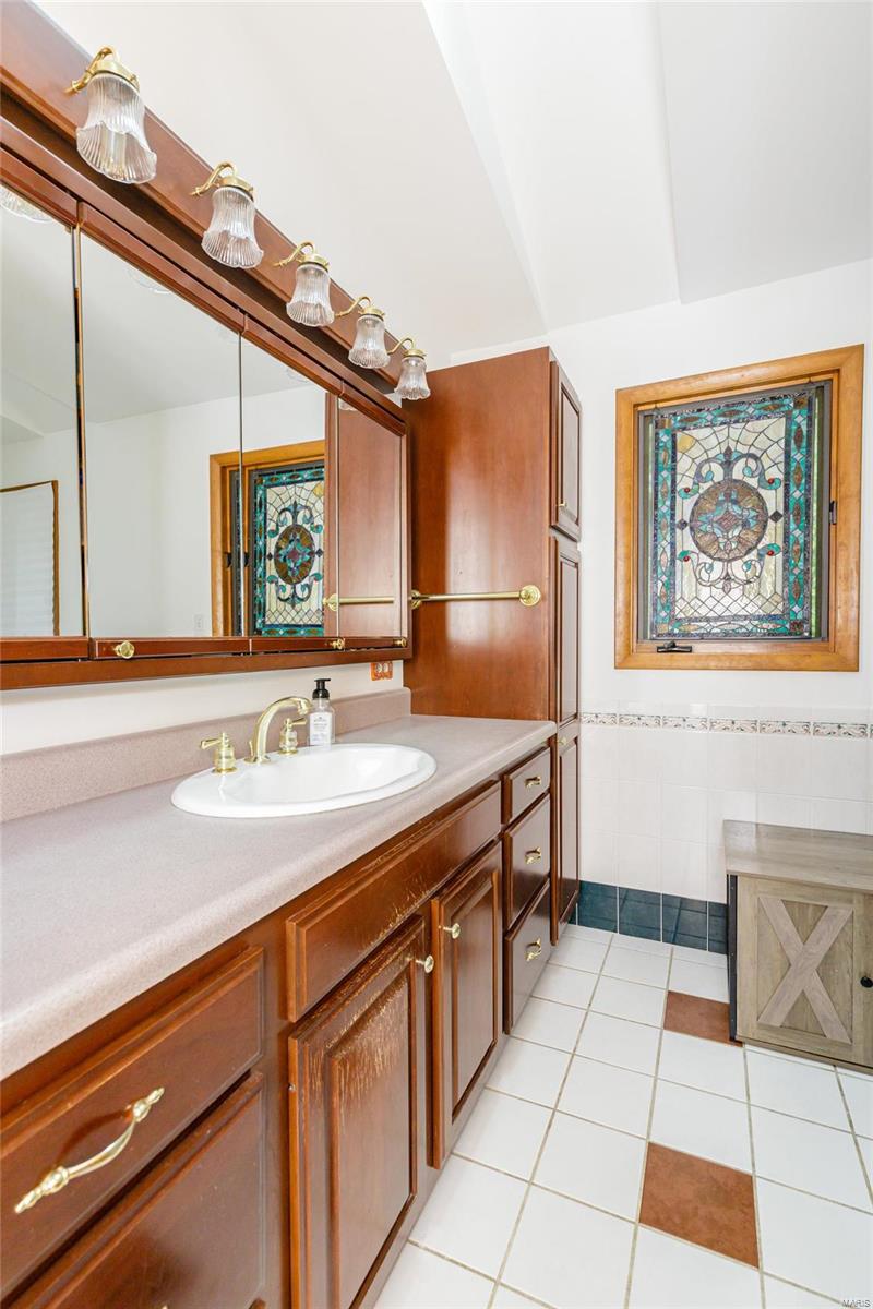 Arbor Acres - Residential