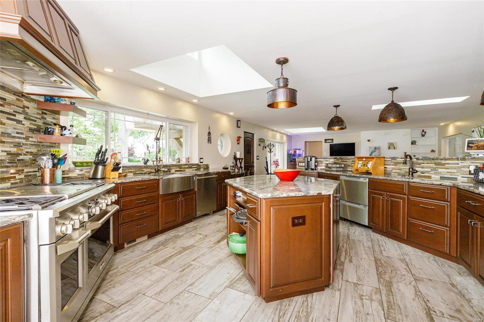 Arbor Acres - Residential