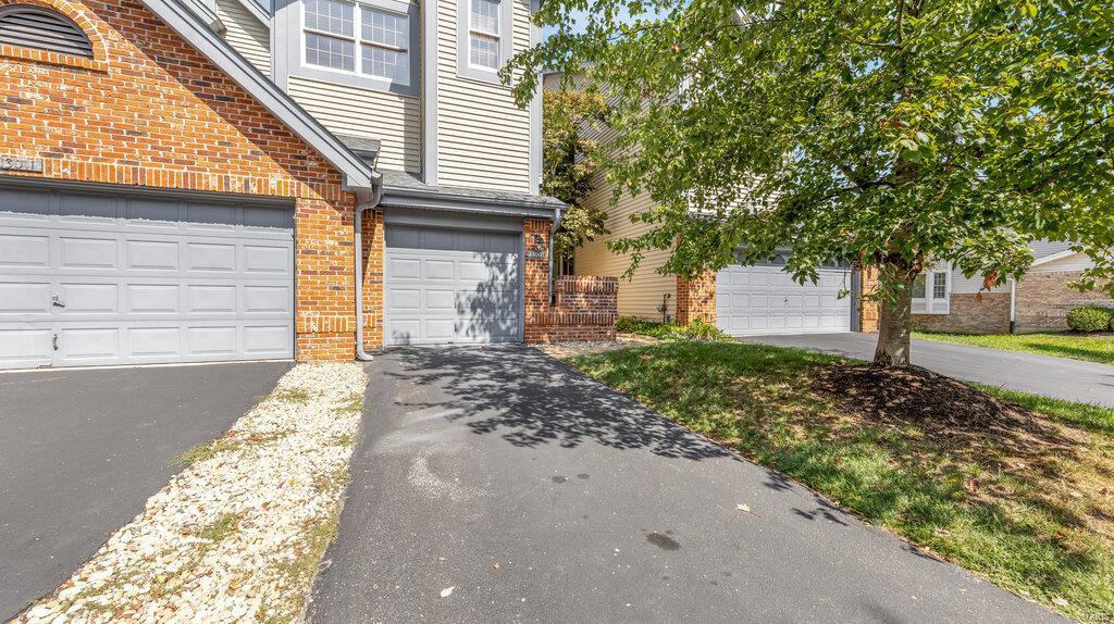 Field Pointe Condo Four - Residential