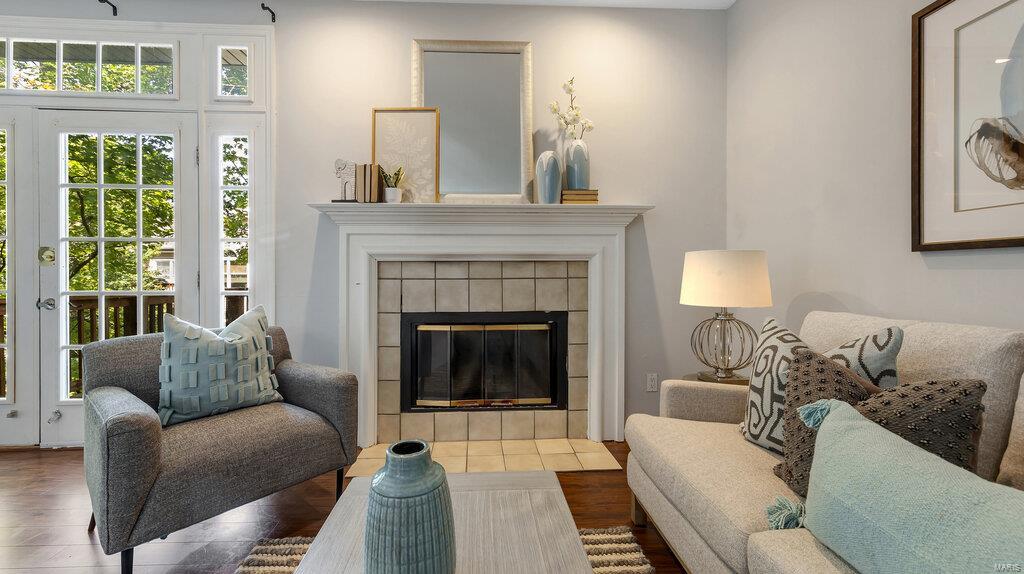 Field Pointe Condo Four - Residential