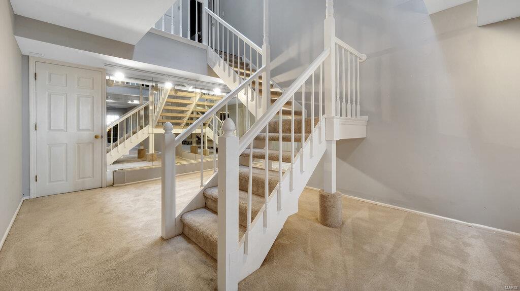 Field Pointe Condo Four - Residential