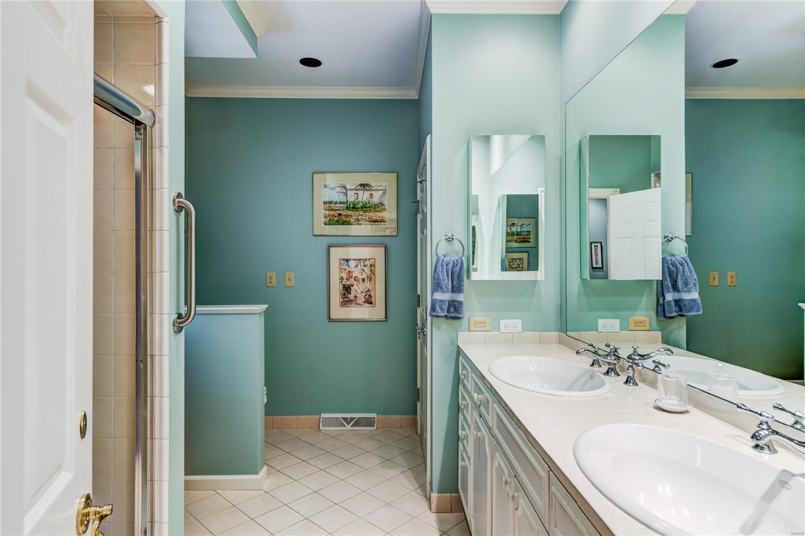 Sedgwick Place Condo - Residential