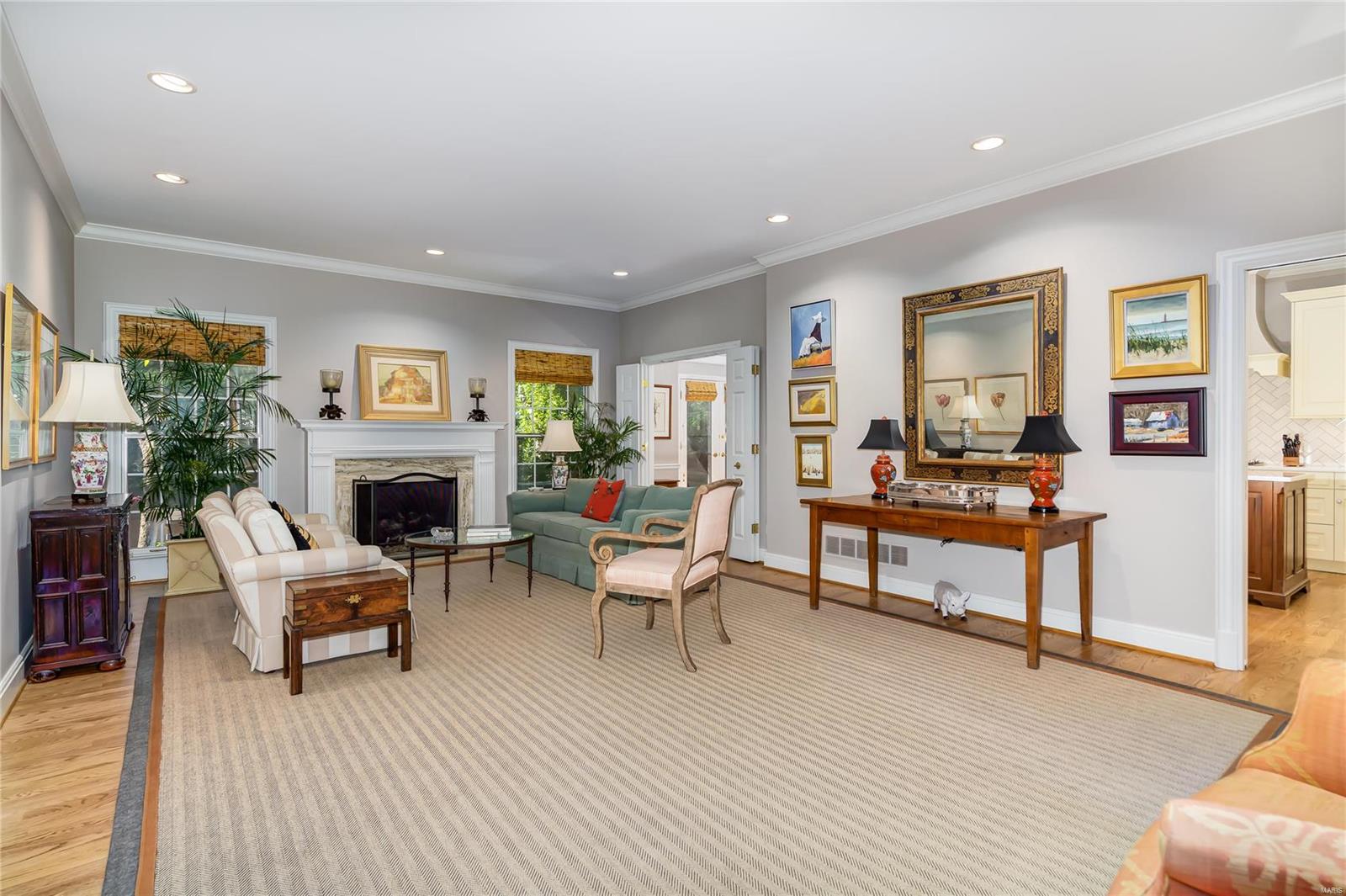 Sedgwick Place Condo - Residential