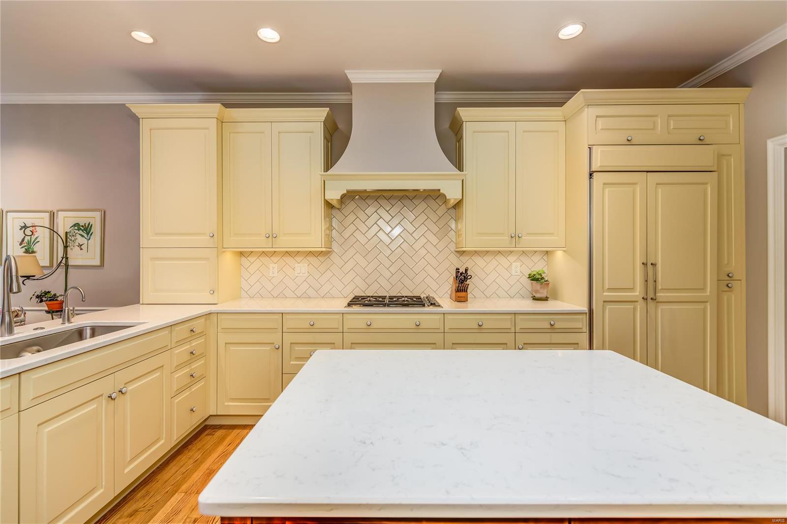 Sedgwick Place Condo - Residential