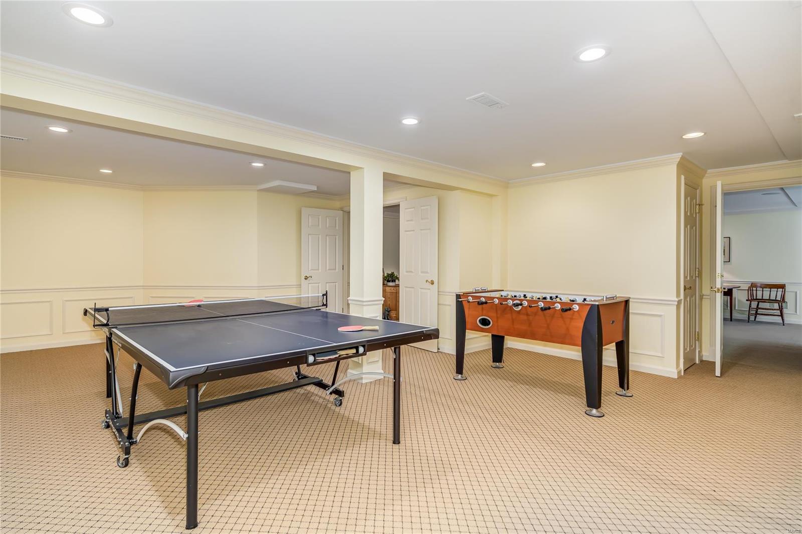 Sedgwick Place Condo - Residential