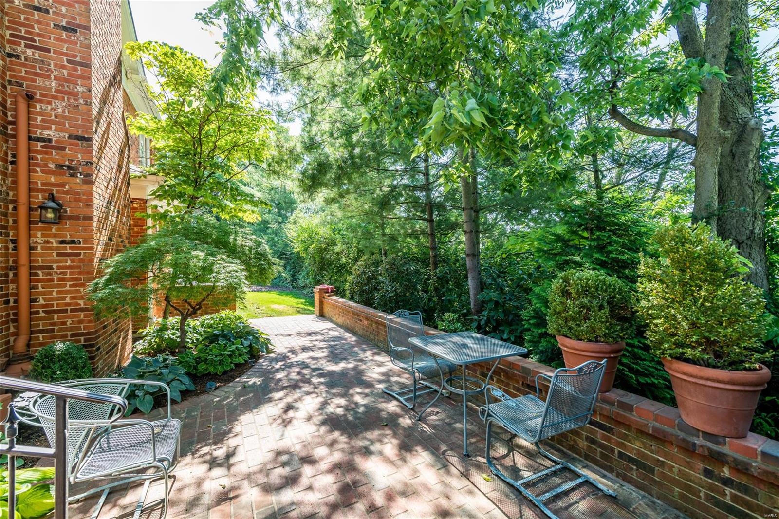 Sedgwick Place Condo - Residential