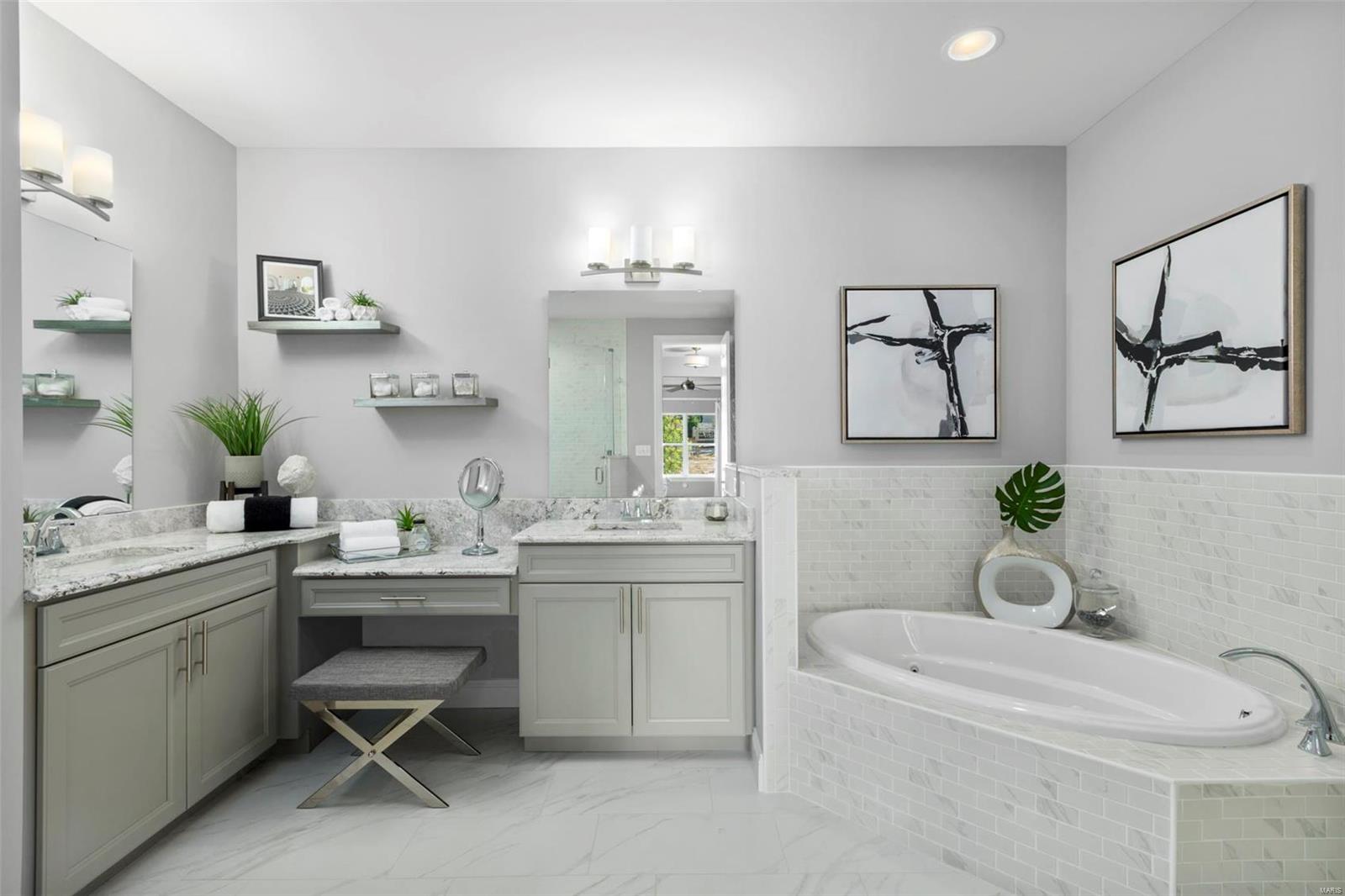 Arbors at Frontenac - Residential