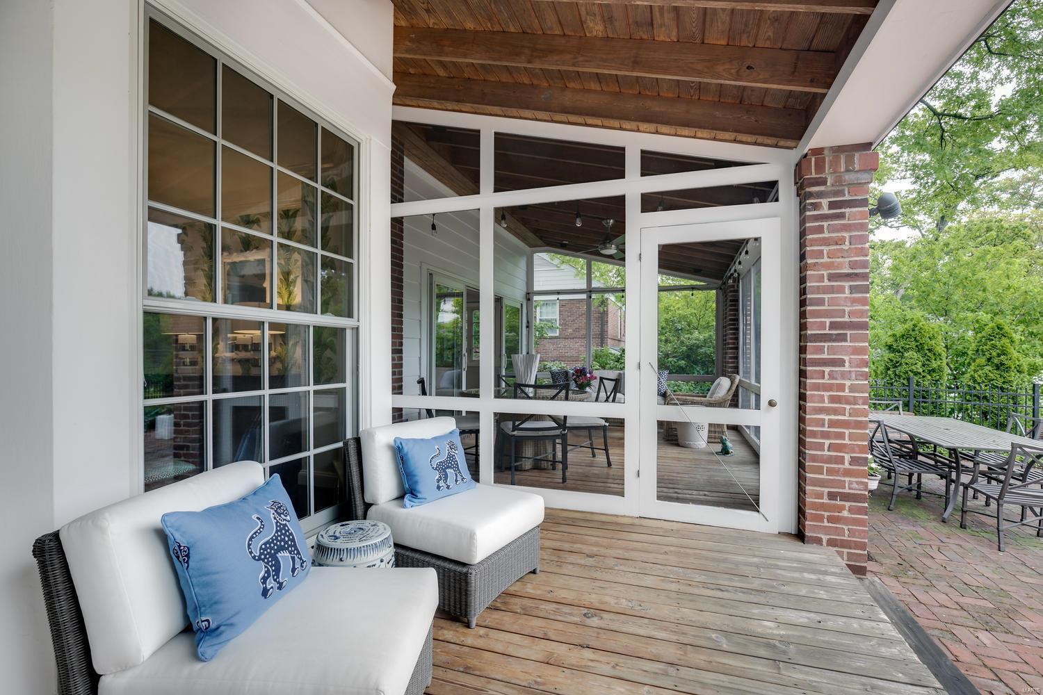 Loren Woods - Residential