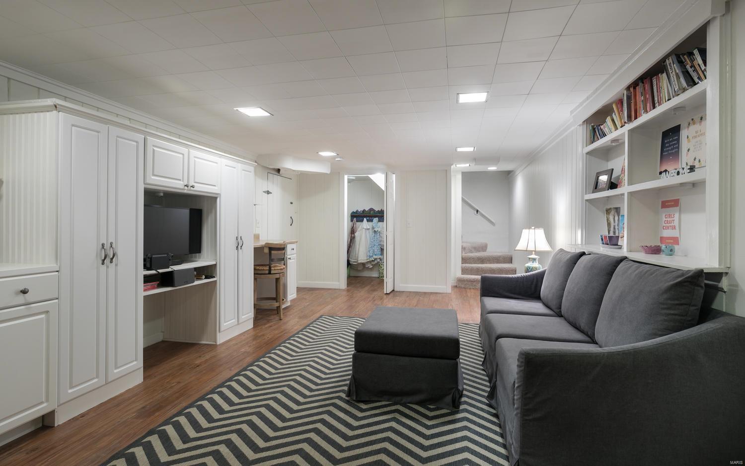 Loren Woods - Residential