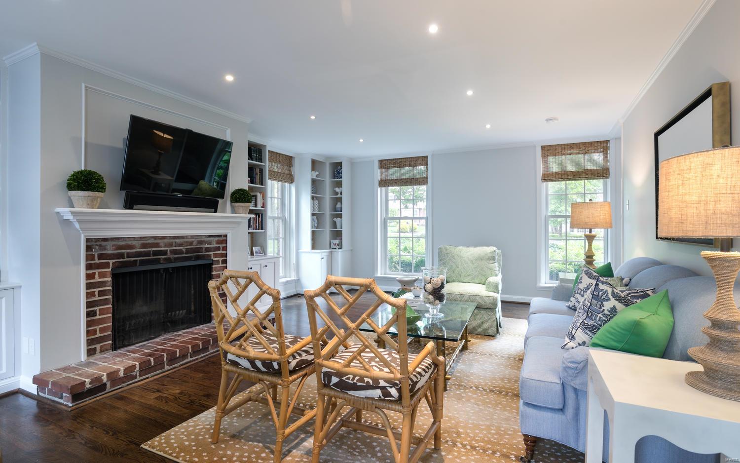 Loren Woods - Residential