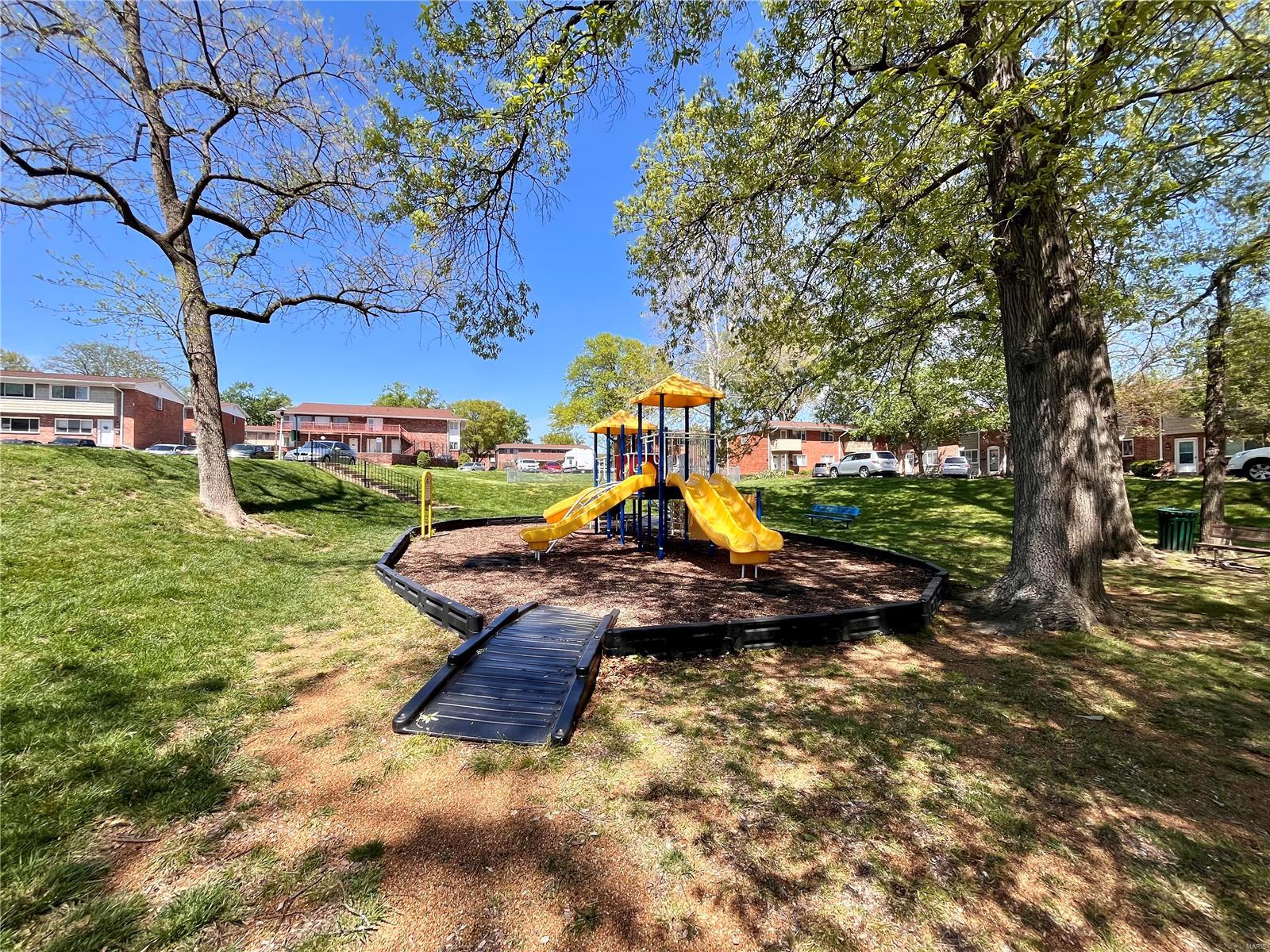 Carroll Wood Condo - Residential