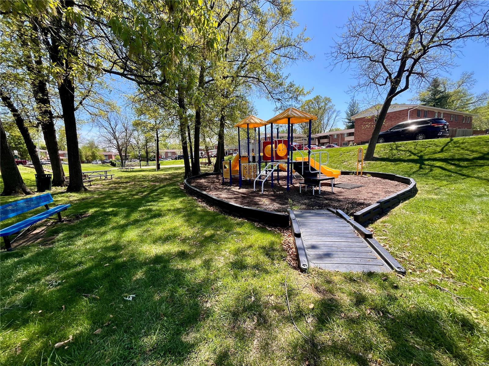 Carroll Wood Condo - Residential