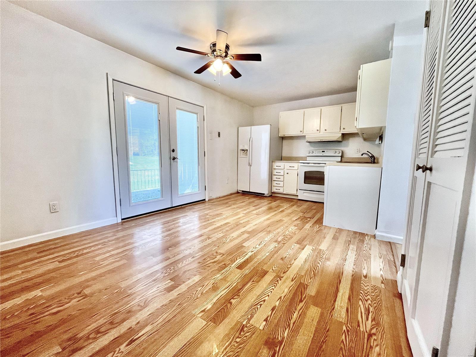 Carroll Wood Condo - Residential