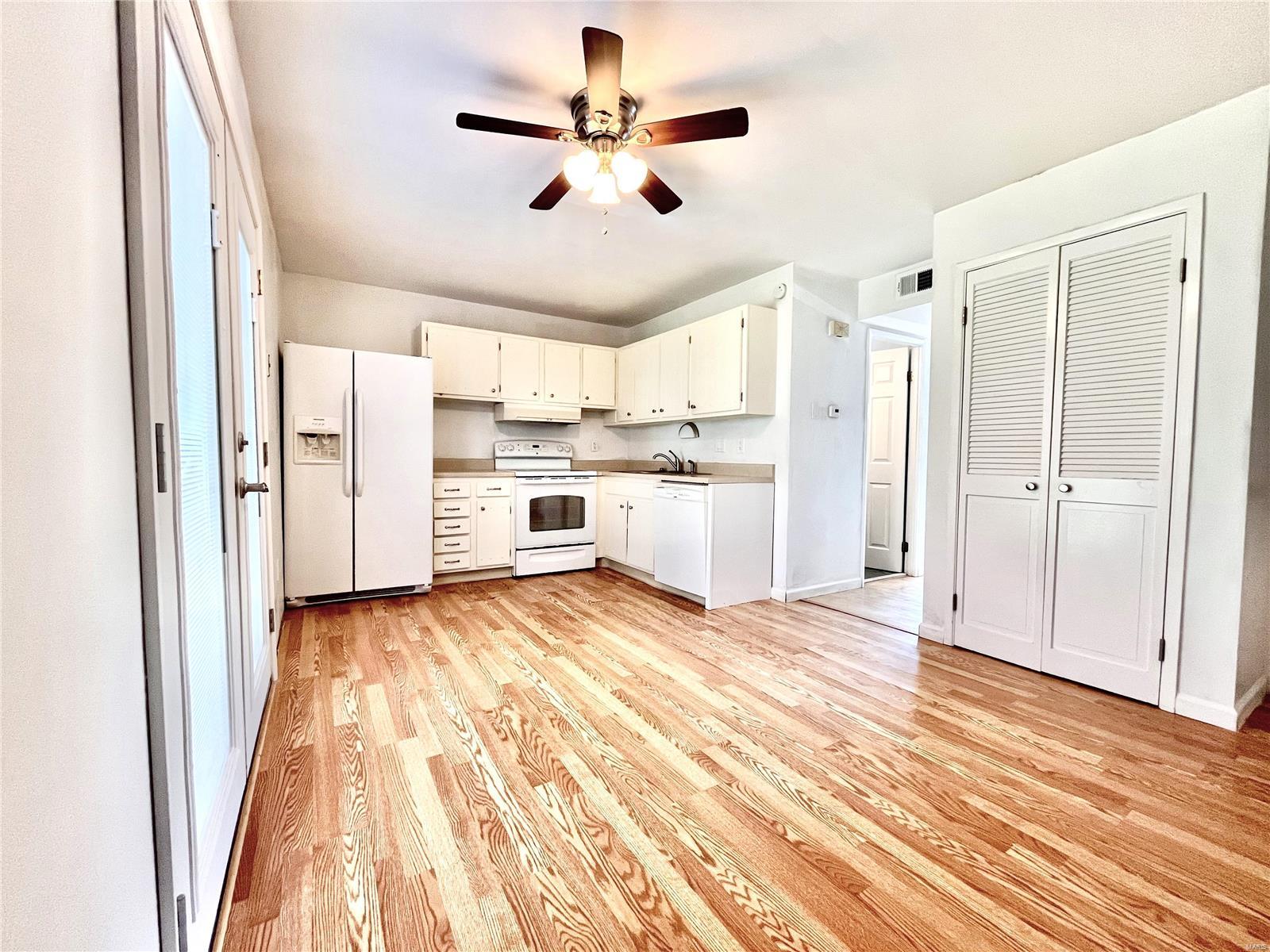 Carroll Wood Condo - Residential