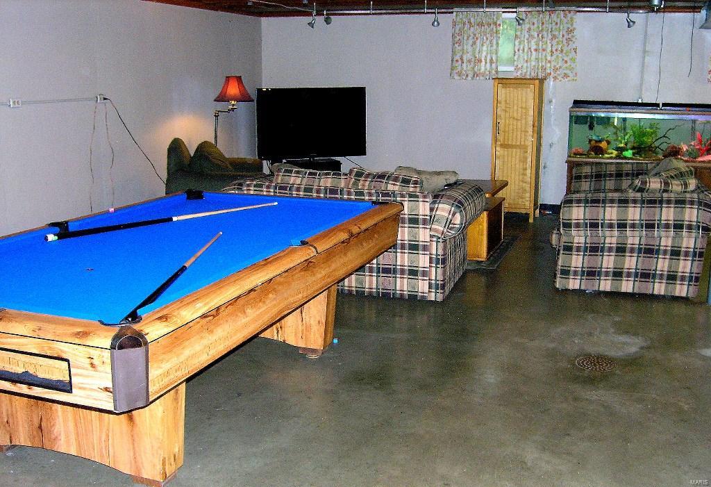 Country Club - Residential